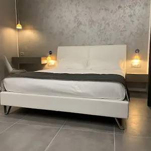 Bossi Hotel apartamentowy