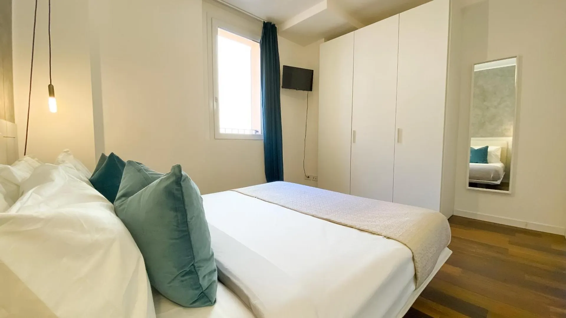Corti Segrete - Milano Centro Aparthotel Milan